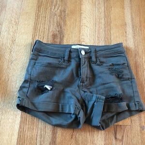Army green PacSun fitted shorts